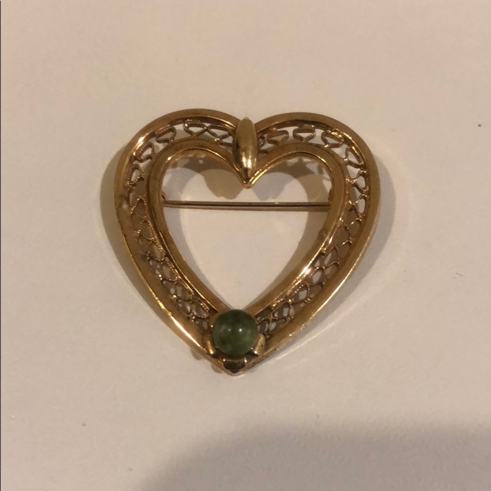Catamore Gold filled heart brooch pin with jade